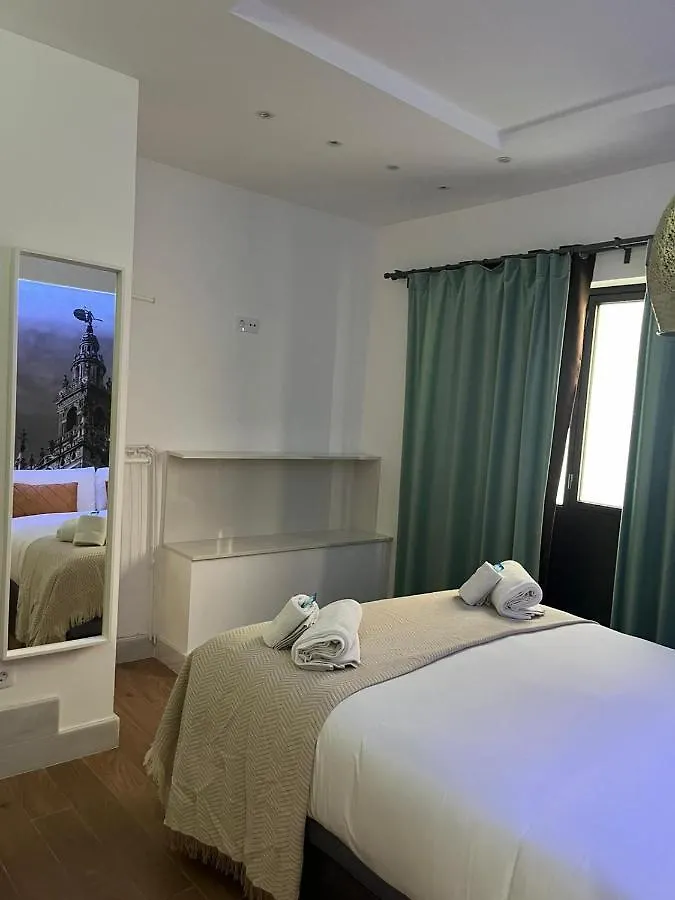 Deluxe Artemisa Sevilla Spanien